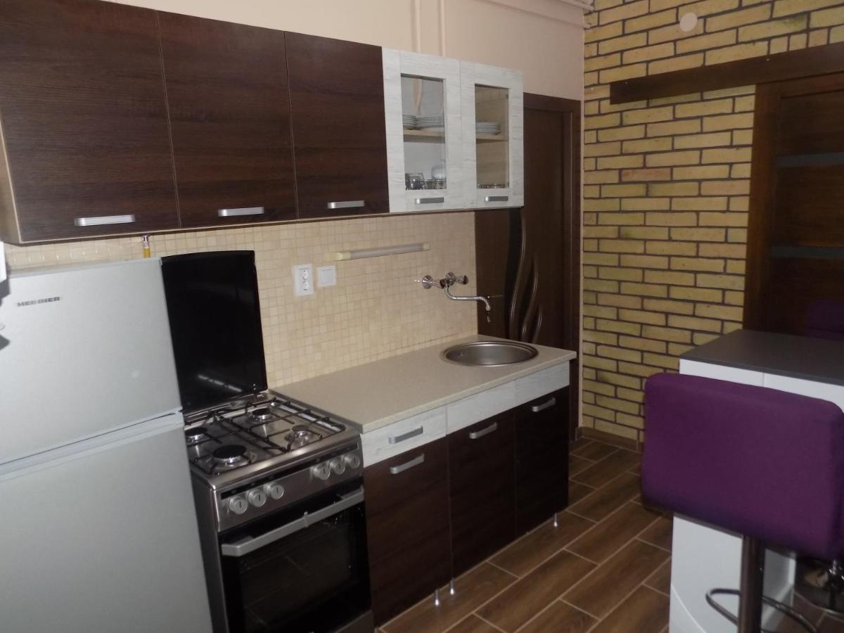 Apartamento Gábriel Apartman Hajdúszoboszló Exterior foto
